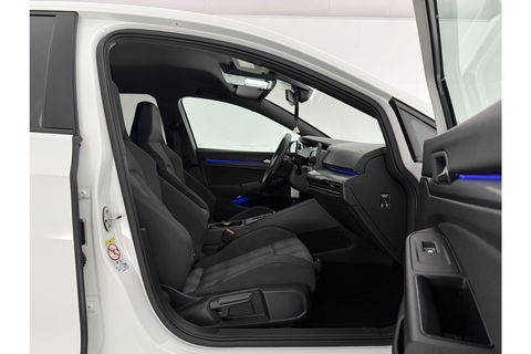 Volkswagen Golf 1.4 eHybrid GTE 225PK ACC Camera Carplay Sfeer LED Virtual Clima Navi 18"LMV PDC