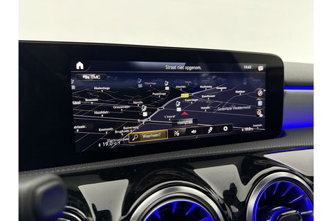 Mercedes-Benz A-Klasse 250 e AMG Limited 263PK Pano Sfeer LED Virtual Camera Clima Cruise Navi PDC 18''LMV