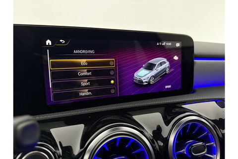 Mercedes-Benz A-Klasse 250 e AMG Limited 263PK Pano Sfeer LED Virtual Camera Clima Cruise Navi PDC 18''LMV