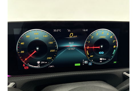 Mercedes-Benz A-Klasse 250 e AMG Limited 263PK Pano Sfeer LED Virtual Camera Clima Cruise Navi PDC 18''LMV