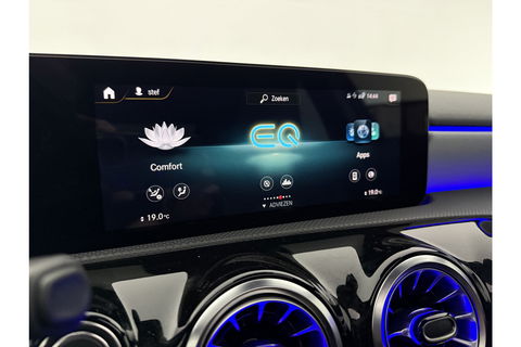 Mercedes-Benz A-Klasse 250 e AMG Limited 263PK Pano Sfeer LED Virtual Camera Clima Cruise Navi PDC 18''LMV