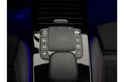 Mercedes-Benz A-Klasse 250 e AMG Limited 263PK Pano Sfeer LED Virtual Camera Clima Cruise Navi PDC 18''LMV