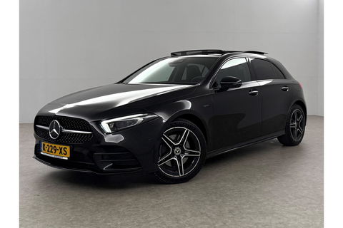 Mercedes-Benz A-Klasse 250 e AMG Limited 263PK Pano Sfeer LED Virtual Camera Clima Cruise Navi PDC 18''LMV