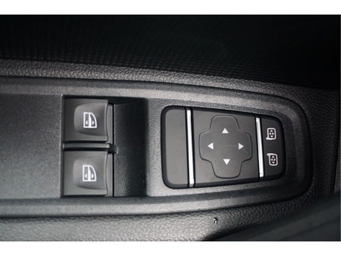 Nissan Townstar Accenta L1 45 kWh Automaat 4 Jaar garantie Snellader! NR. A01