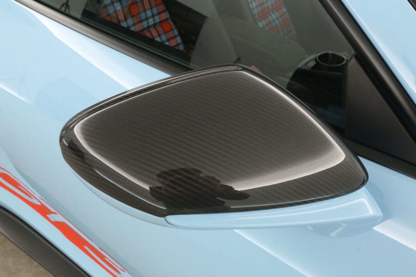 Porsche 911 4.0 GT3 510PK Gulf Edition | PDLS+ | Nose Lift | Keramisch | Carbon