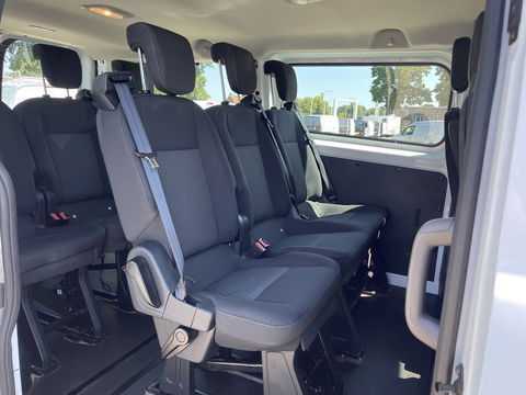 Ford Transit Custom 320 1.0 EcoBoost hybride / L1H1 PHEV Trend 9 persoons / € 38.950 incl btw bpm / lease vanaf € / airco / cruise / automaat / stoelverwarming / isofix !