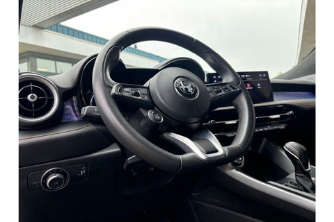 Alfa Romeo Tonale 1.5T HYBRID TI NAVI PDC-CAMERA VIRTUALCOCKPIT.