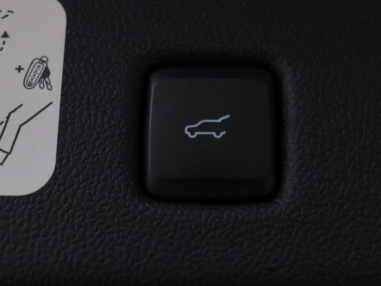 Ford Kuga 2.5 PHEV ST-Line | Stoelverwarming | Carplay | B&O Sound | Leder/Alcantara | Full LED | Keyless | Parkeerhulp | Navigatie | Digital Cockpit | Bluetooth | Climate control