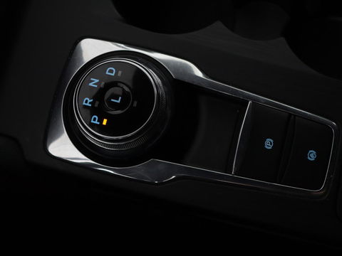 Ford Kuga 2.5 PHEV ST-Line | Stoelverwarming | Carplay | B&O Sound | Leder/Alcantara | Full LED | Keyless | Parkeerhulp | Navigatie | Digital Cockpit | Bluetooth | Climate control