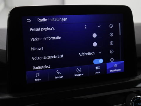 Ford Kuga 2.5 PHEV ST-Line | Stoelverwarming | Carplay | B&O Sound | Leder/Alcantara | Full LED | Keyless | Parkeerhulp | Navigatie | Digital Cockpit | Bluetooth | Climate control