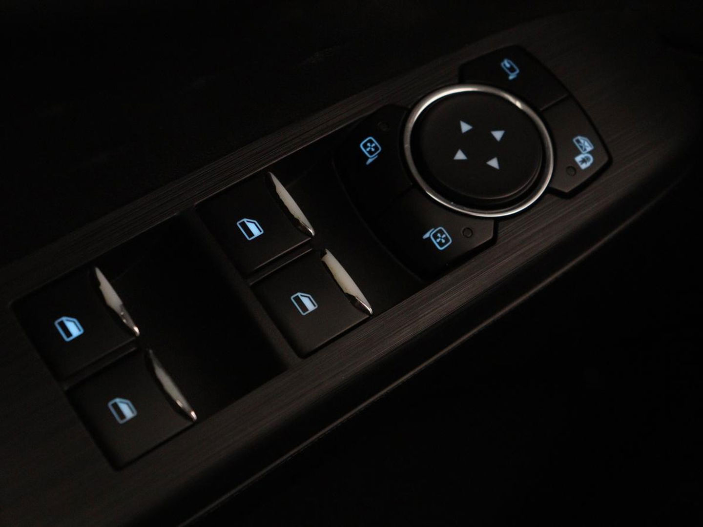Ford Kuga 2.5 PHEV ST-Line | Stoelverwarming | Carplay | B&O Sound | Leder/Alcantara | Full LED | Keyless | Parkeerhulp | Navigatie | Digital Cockpit | Bluetooth | Climate control