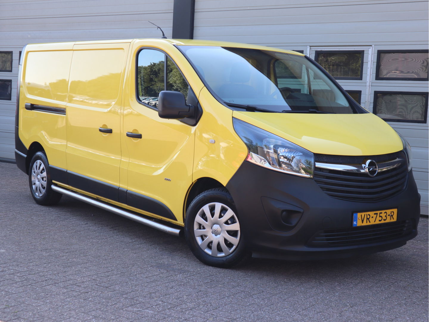 Opel Vivaro 1.6 CDTI 120pk L2 Lang - Trekhaak - Navi - Airco