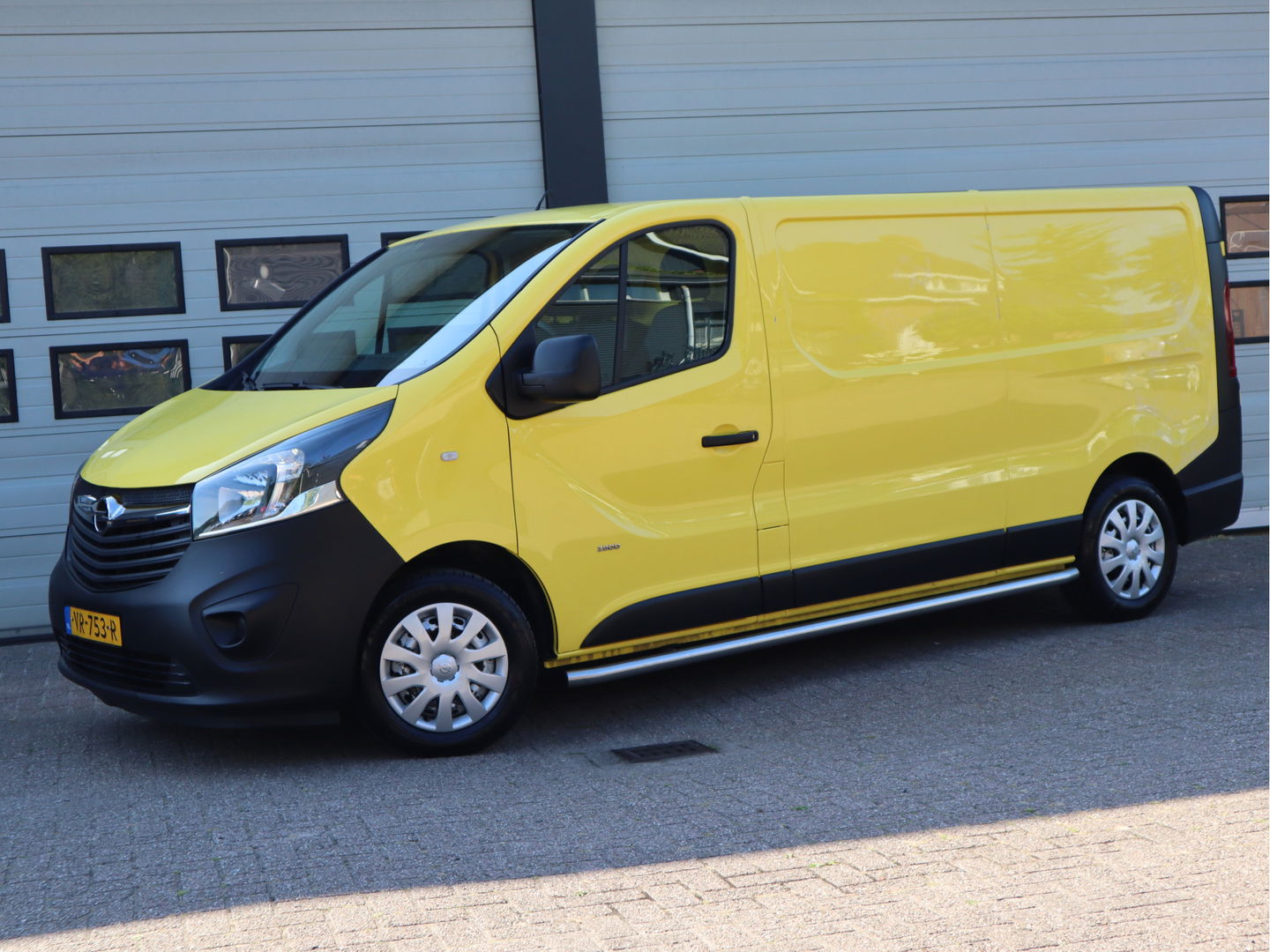 Opel Vivaro 1.6 CDTI 120pk L2 Lang - Trekhaak - Navi - Airco