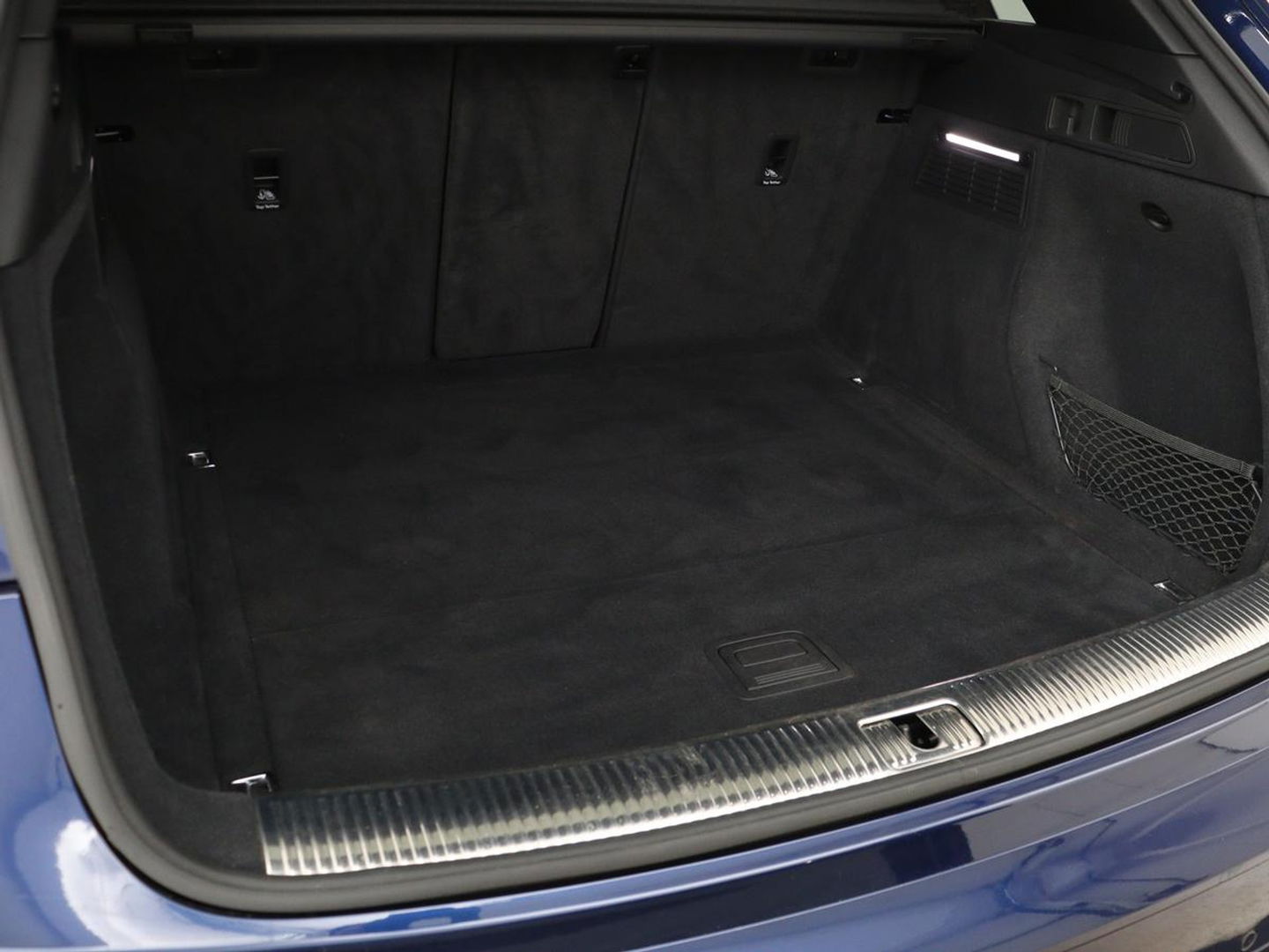 Audi Q5 2.0 TFSI quattro Launch Edition | 1e eigenaar | Panoramadak | Leder | Adaptive cruise | 360 camera | Luchtvering | Stoelverwarming | Navigatie | Elektrische stoelen | Virtual Cockpit | Full LED
