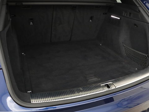 Audi Q5 2.0 TFSI quattro Launch Edition | 1e eigenaar | Panoramadak | Leder | Adaptive cruise | 360 camera | Luchtvering | Stoelverwarming | Navigatie | Elektrische stoelen | Virtual Cockpit | Full LED