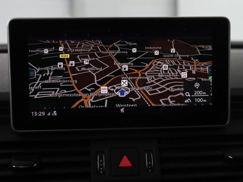 Audi Q5 2.0 TFSI quattro Launch Edition | 1e eigenaar | Panoramadak | Leder | Adaptive cruise | 360 camera | Luchtvering | Stoelverwarming | Navigatie | Elektrische stoelen | Virtual Cockpit | Full LED
