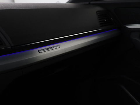 Audi Q5 2.0 TFSI quattro Launch Edition | 1e eigenaar | Panoramadak | Leder | Adaptive cruise | 360 camera | Luchtvering | Stoelverwarming | Navigatie | Elektrische stoelen | Virtual Cockpit | Full LED