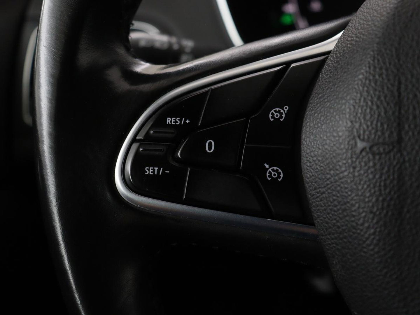 Renault Mégane 1.3 TCe Intens | Automaat | Carplay | Full LED | Navigatie | Cruise control | Climate control | Parkeerhulp | Keyless | DAB | Getint glas