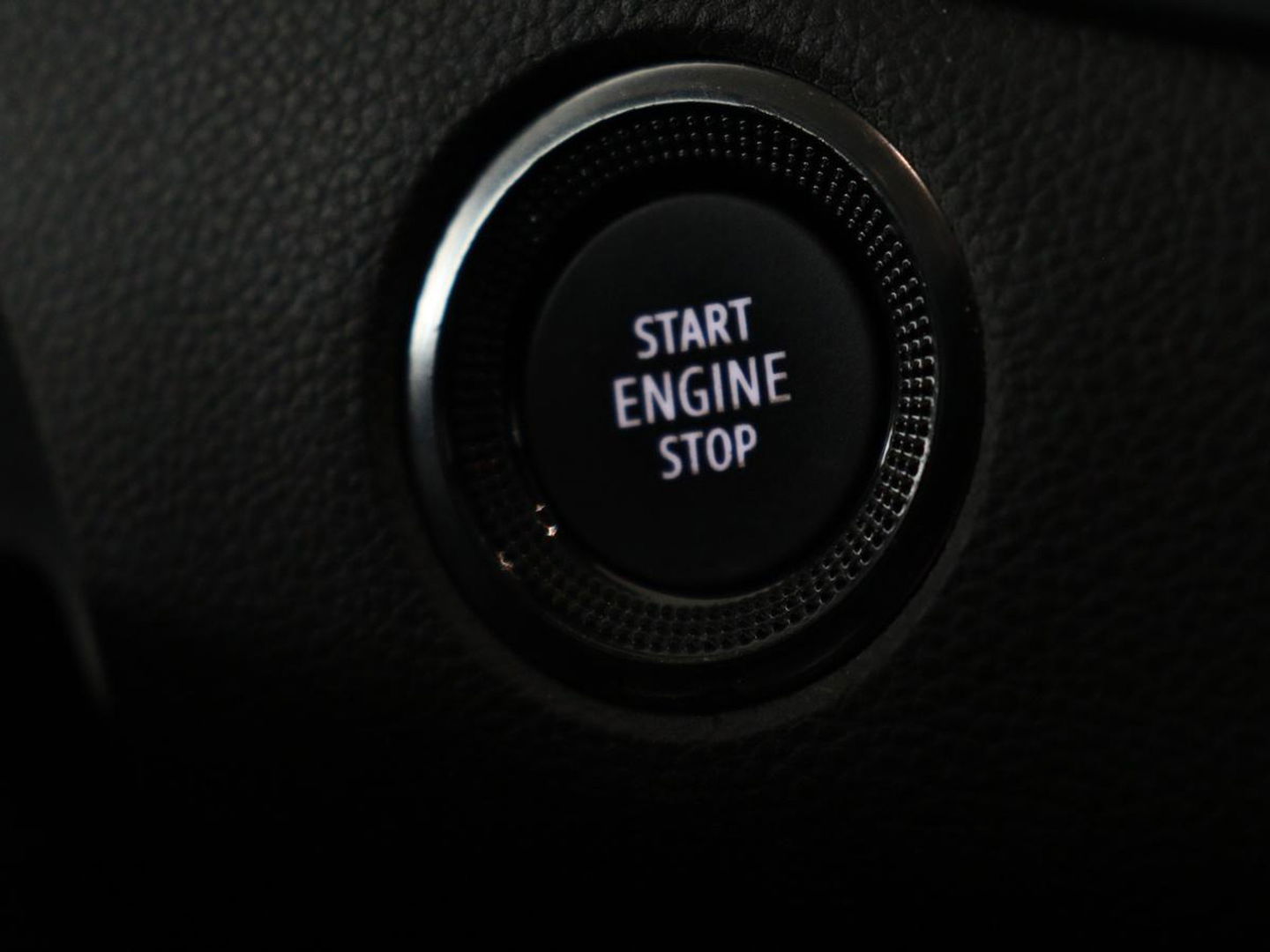 Renault Mégane 1.3 TCe Intens | Automaat | Carplay | Full LED | Navigatie | Cruise control | Climate control | Parkeerhulp | Keyless | DAB | Getint glas