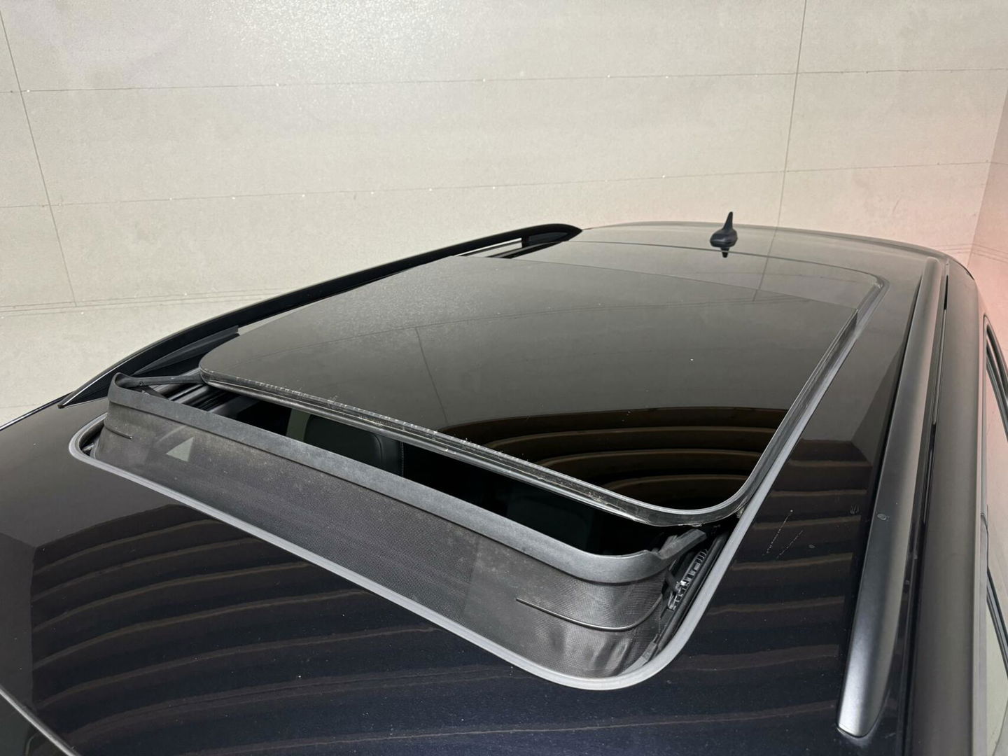 Volkswagen Tiguan 1.5 TSI ACT 3x R-Line Black Edition Pano Dynaudio