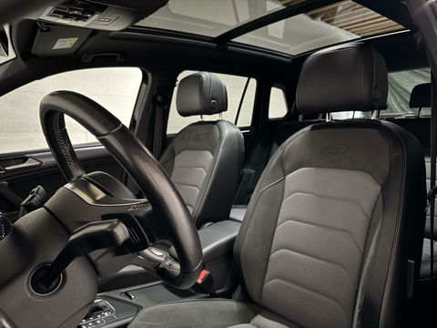 Volkswagen Tiguan 1.5 TSI ACT 3x R-Line Black Edition Pano Dynaudio