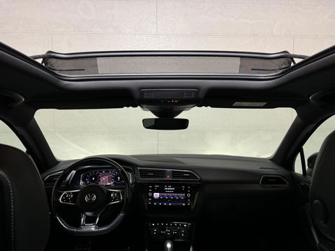 Volkswagen Tiguan 1.5 TSI ACT 3x R-Line Black Edition Pano Dynaudio