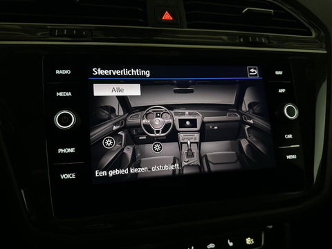 Volkswagen Tiguan 1.5 TSI ACT 3x R-Line Black Edition Pano Dynaudio
