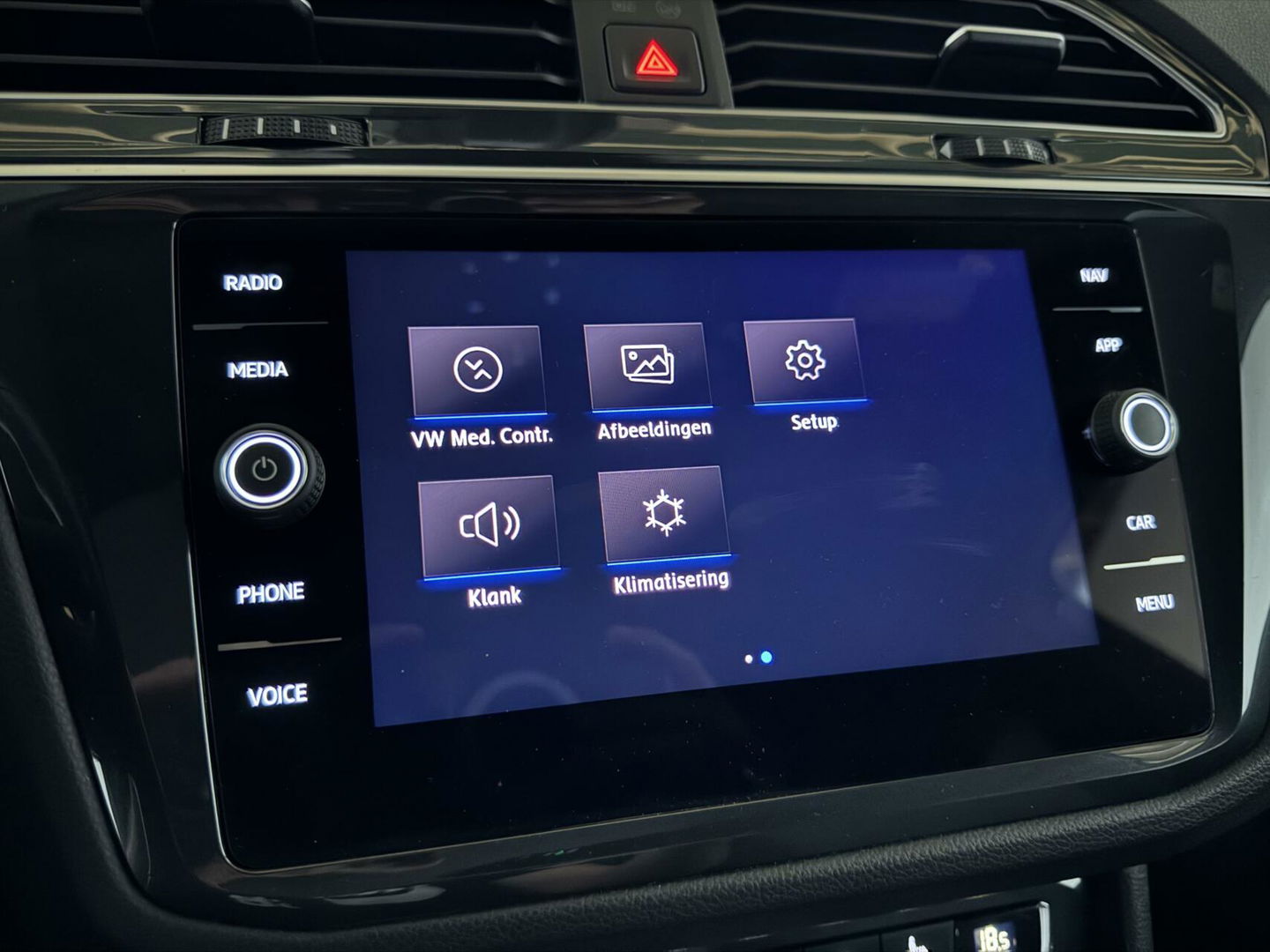 Volkswagen Tiguan 1.5 TSI ACT 3x R-Line Black Edition Pano Dynaudio