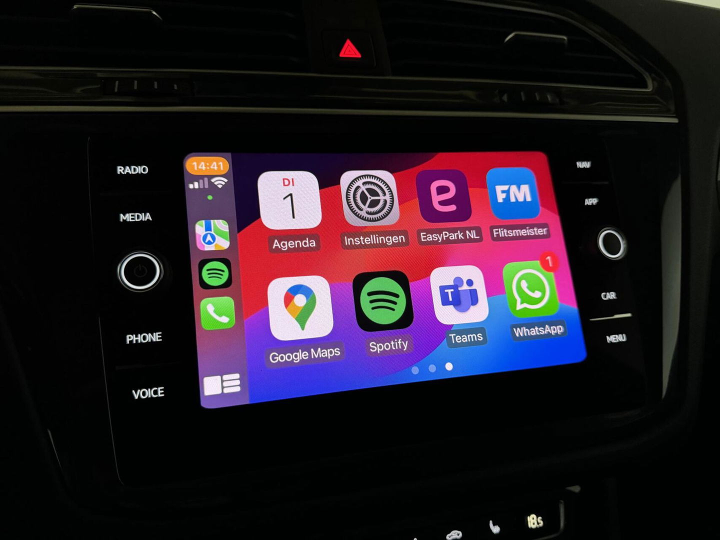 Volkswagen Tiguan 1.5 TSI ACT 3x R-Line Black Edition Pano Dynaudio