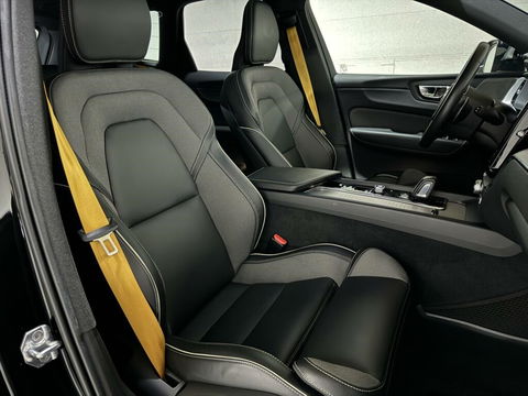 Volvo XC60 2.0 T8 AWD Polestar Engineered H/K Pano HUD ACC Trekh.