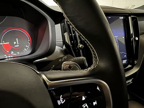 Volvo XC60 2.0 T8 AWD Polestar Engineered H/K Pano HUD ACC Trekh.