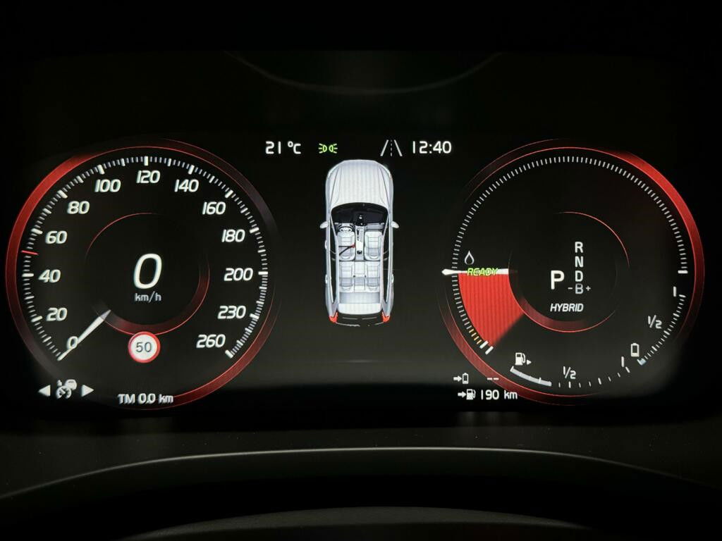 Volvo XC60 2.0 T8 AWD Polestar Engineered H/K Pano HUD ACC Trekh.