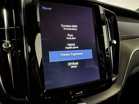 Volvo XC60 2.0 T8 AWD Polestar Engineered H/K Pano HUD ACC Trekh.