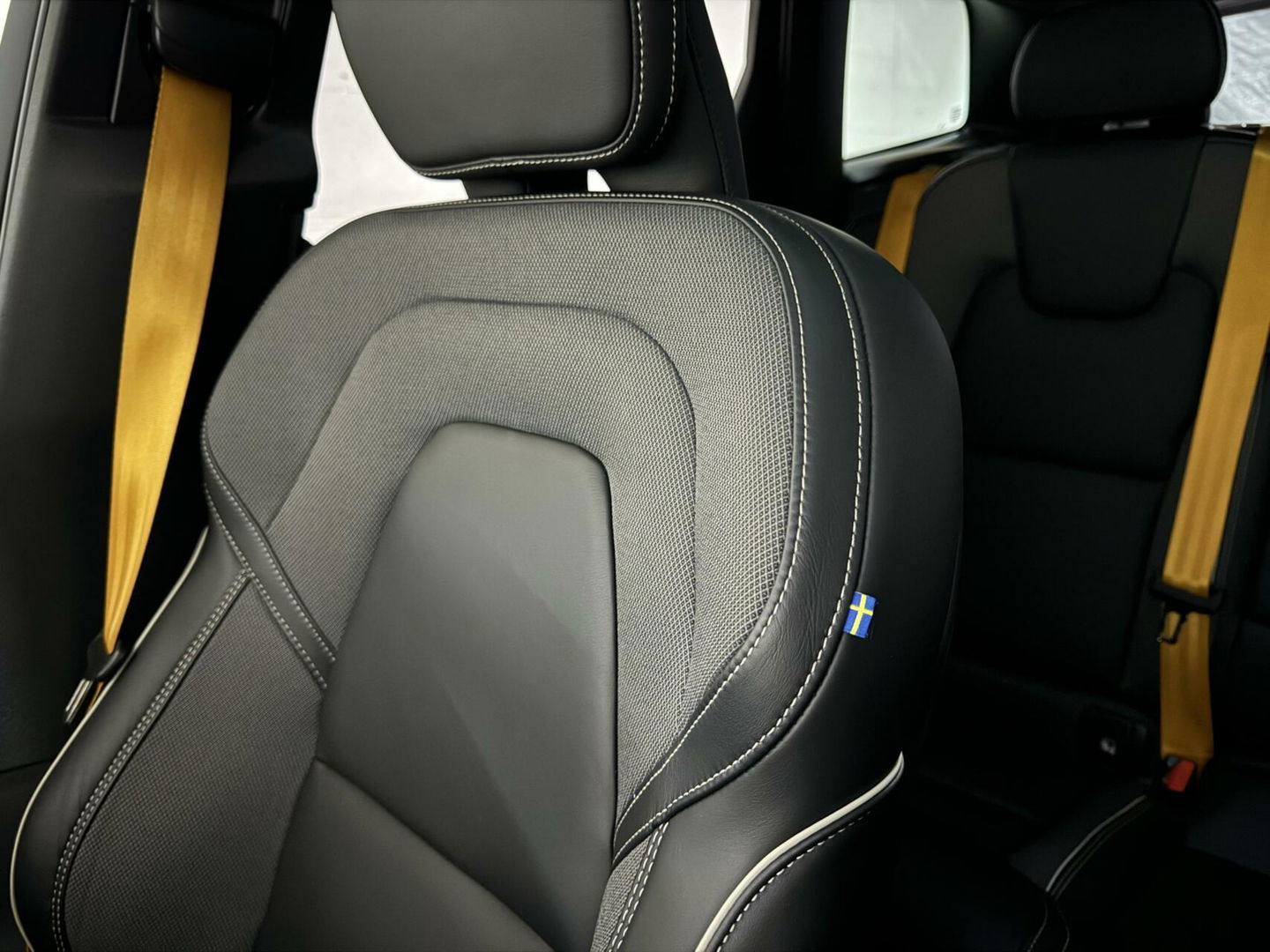 Volvo XC60 2.0 T8 AWD Polestar Engineered H/K Pano HUD ACC Trekh.