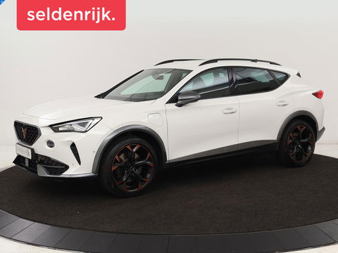 CUPRA Formentor 1.4 e-Hybrid VZ | 245pk | Stoel & stuurverwarming | Trekhaak | 360 camera | Carplay | Adaptive cruise | Navigatie | Sfeerverlichting | Full LED | Keyless | PHEV