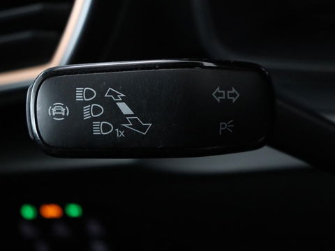 CUPRA Formentor 1.4 e-Hybrid VZ | 245pk | Stoel & stuurverwarming | Trekhaak | 360 camera | Carplay | Adaptive cruise | Navigatie | Sfeerverlichting | Full LED | Keyless | PHEV