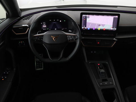 CUPRA Formentor 1.4 e-Hybrid VZ | 245pk | Stoel & stuurverwarming | Trekhaak | 360 camera | Carplay | Adaptive cruise | Navigatie | Sfeerverlichting | Full LED | Keyless | PHEV