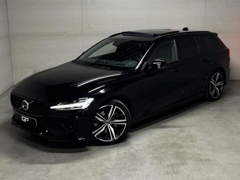 Volvo V60 2.0 T8 Recharge AWD R-Design B&W 360° Pano HUD Trekh. NAP