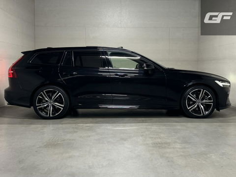 Volvo V60 2.0 T8 Recharge AWD R-Design B&W 360° Pano HUD Trekh. NAP