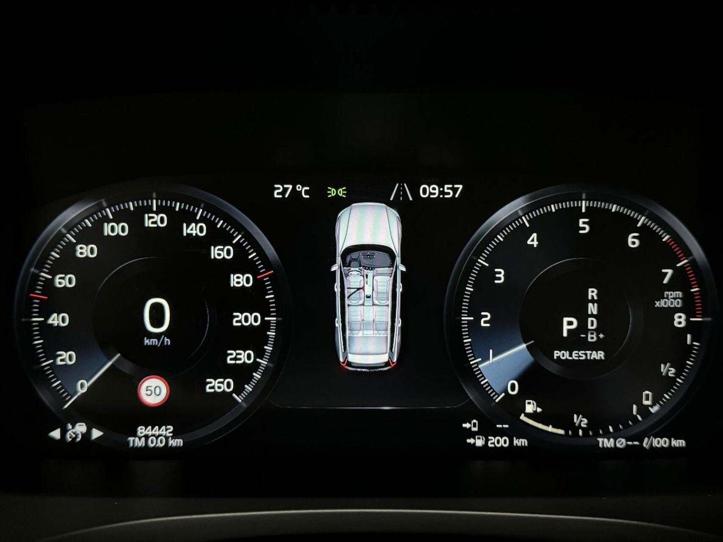 Volvo V60 2.0 T8 Recharge AWD R-Design B&W 360° Pano HUD Trekh. NAP
