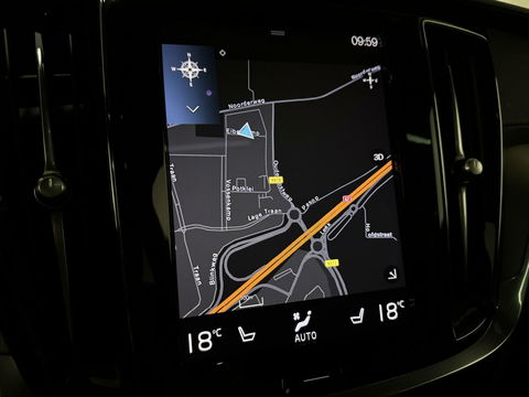Volvo V60 2.0 T8 Recharge AWD R-Design B&W 360° Pano HUD Trekh. NAP