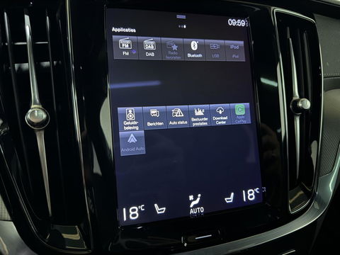 Volvo V60 2.0 T8 Recharge AWD R-Design B&W 360° Pano HUD Trekh. NAP