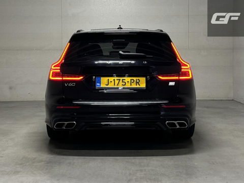 Volvo V60 2.0 T8 Recharge AWD R-Design B&W 360° Pano HUD Trekh. NAP