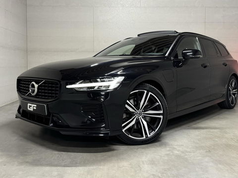 Volvo V60 2.0 T8 Recharge AWD R-Design B&W 360° Pano HUD Trekh. NAP