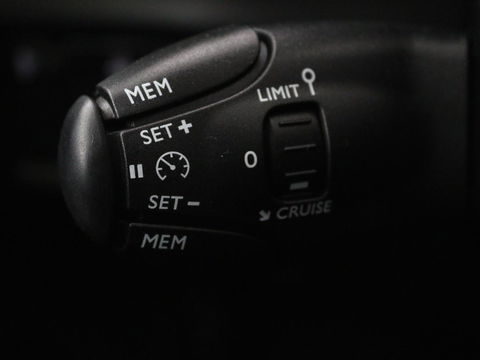 Citroën C5 Aircross 1.6 Plug-in Hybrid Feel | Camera | Carplay | Full LED | Navigatie | Keyless | Cruise control | Parkeerhulp | Climate control