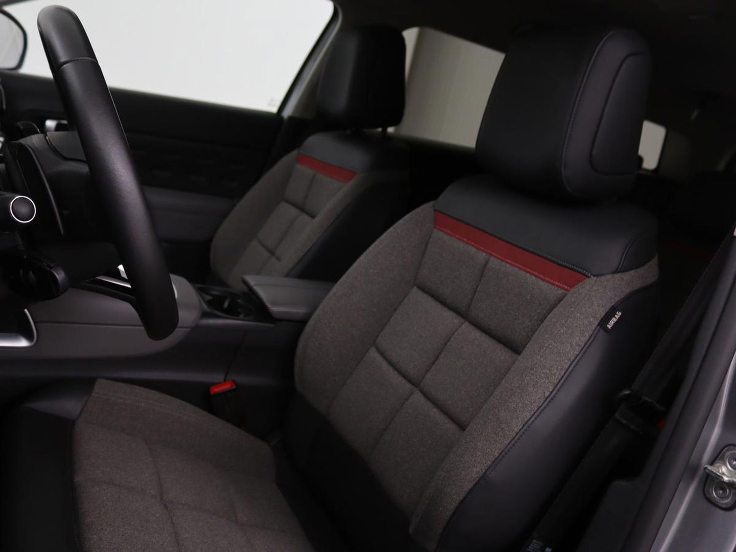 Citroën C5 Aircross 1.6 Plug-in Hybrid Feel | Camera | Carplay | Full LED | Navigatie | Keyless | Cruise control | Parkeerhulp | Climate control