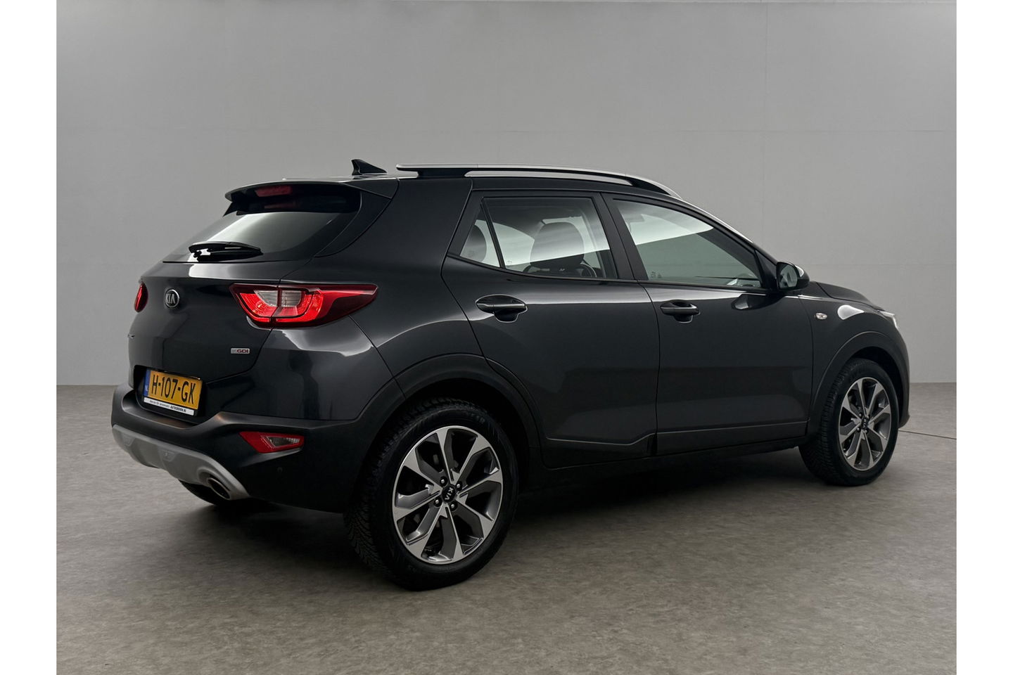 Kia Stonic 1.0 T-GDi DynamicLine Airco Camera Cruise Carplay PDC 17"LMV