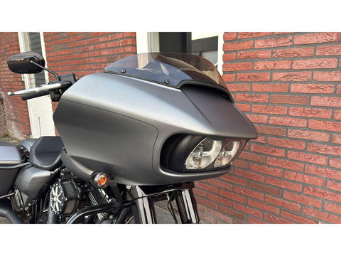 Harley Davidson 103 FLTRXS Road Glide Special Roadglide blackout