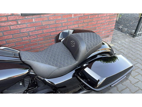 Harley Davidson 103 FLHXS Street Glide Special CVO Streetglide