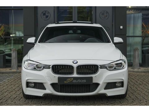 BMW 3-serie 330e 252pk M-Sport Schuifdak Harman/Kardon Head-up Leder Full led NLauto 19" LMV